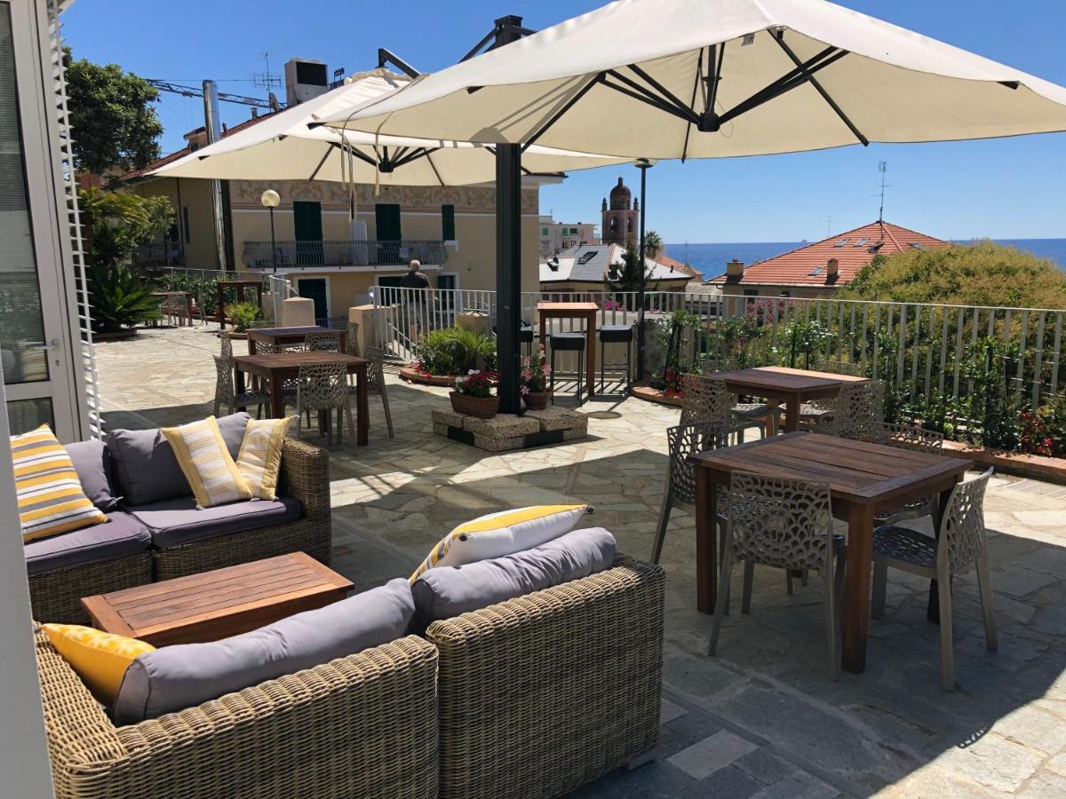 Mh Hotel Varazze Εξωτερικό φωτογραφία