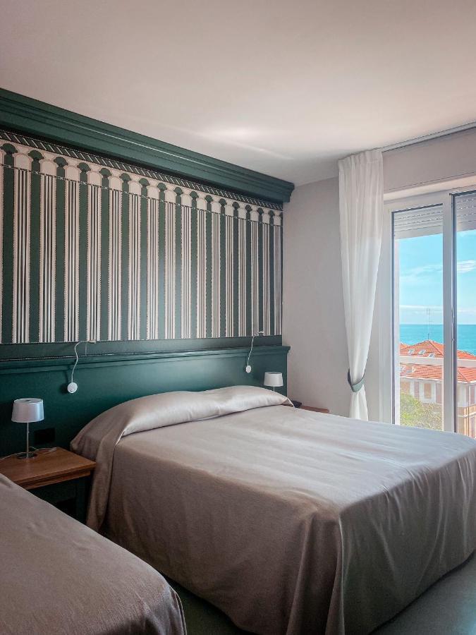 Mh Hotel Varazze Εξωτερικό φωτογραφία