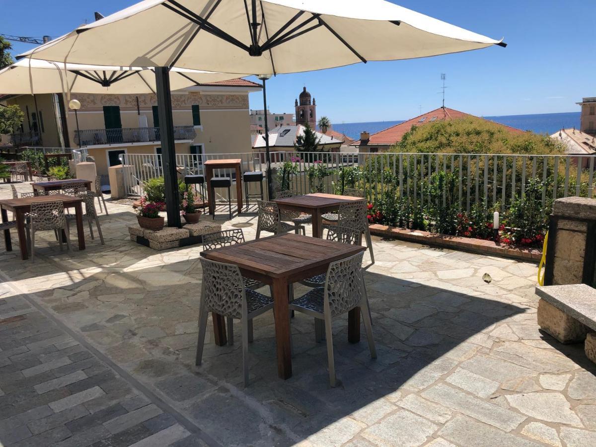 Mh Hotel Varazze Εξωτερικό φωτογραφία