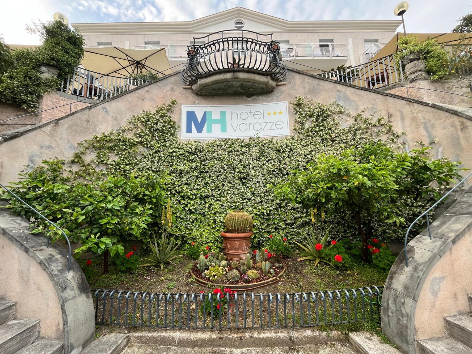 Mh Hotel Varazze Εξωτερικό φωτογραφία