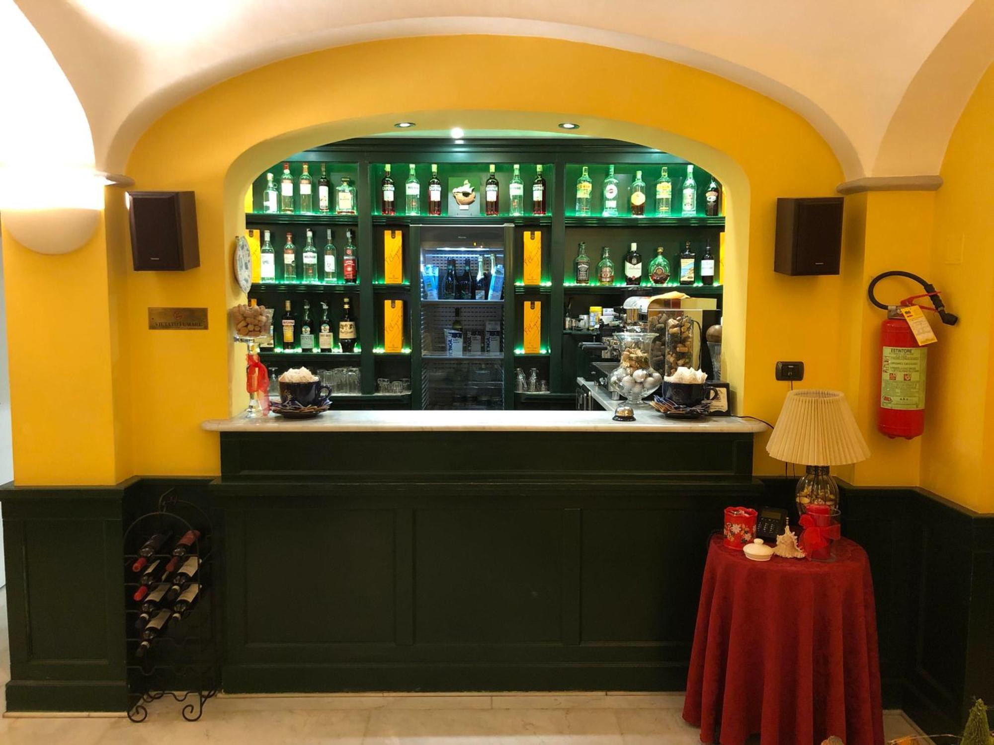 Mh Hotel Varazze Εξωτερικό φωτογραφία