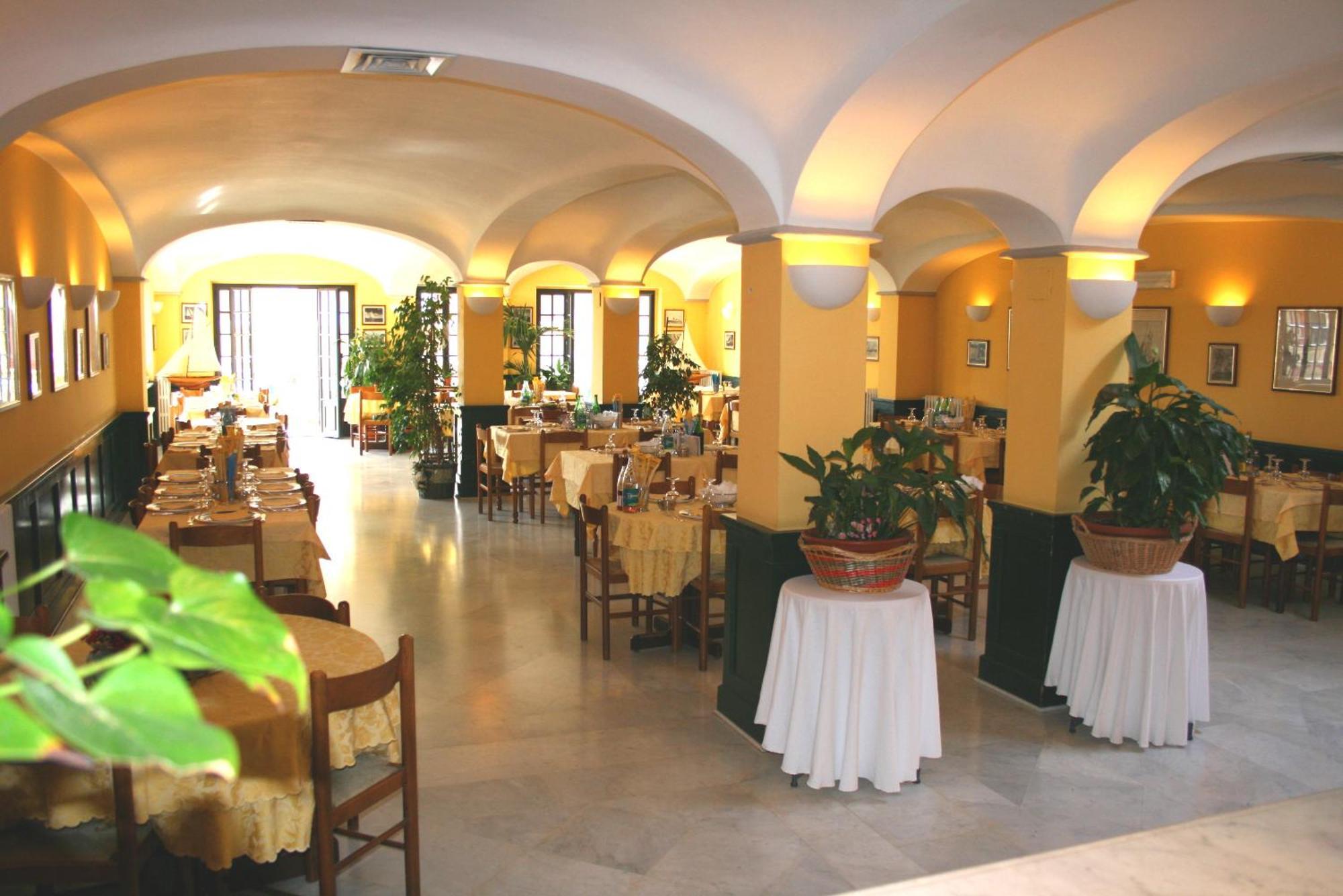 Mh Hotel Varazze Εξωτερικό φωτογραφία